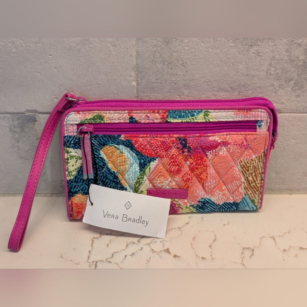 💚Vera Bradley Wristlet - NWT - Pink/Blue Floral 8x4.5 Inches